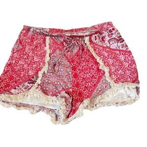 Red Bandana Terry Cloth Tassel Lightweight Pull on Shorts Tassel Hem Size Large